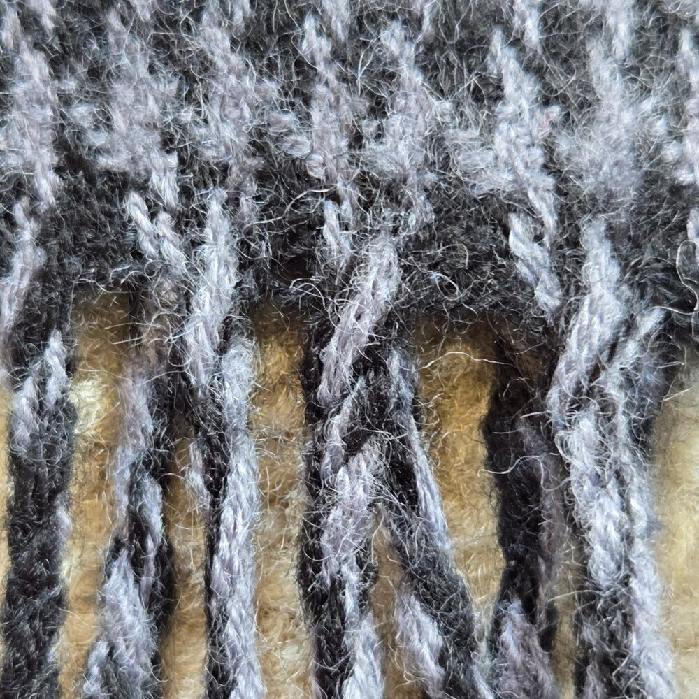 Black and Grey Cashmere Houndstooth Scarf Black Grey - Picture 9 of 10
